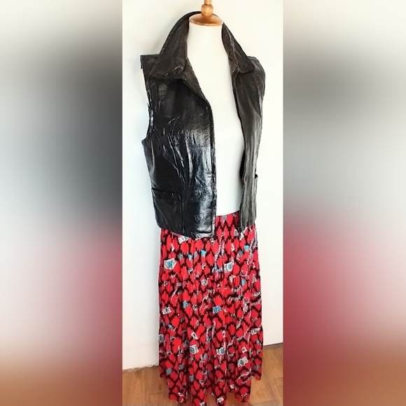 VINTAGE UNISEX PATCHWORK LEATHER VEST - Picture 7 of 7